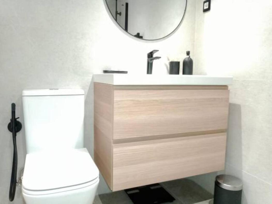 Apartamento Con Suite, Zona De Trabajo Y Yoga Wifi Y Garaje Castro Urdiales Bagian luar foto