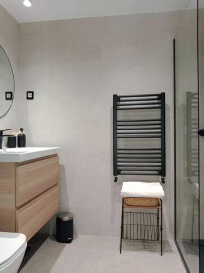 Apartamento Con Suite, Zona De Trabajo Y Yoga Wifi Y Garaje Castro Urdiales Bagian luar foto