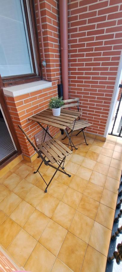Apartamento Con Suite, Zona De Trabajo Y Yoga Wifi Y Garaje Castro Urdiales Bagian luar foto