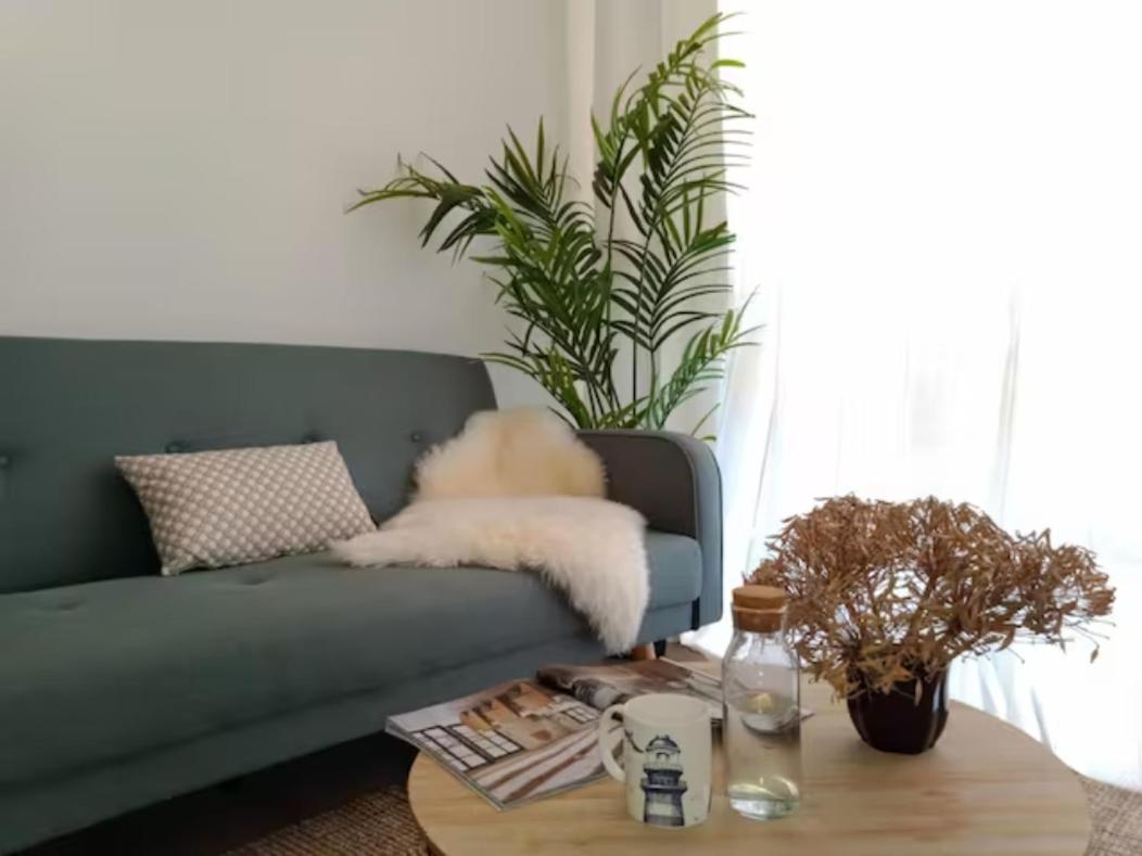 Apartamento Con Suite, Zona De Trabajo Y Yoga Wifi Y Garaje Castro Urdiales Bagian luar foto