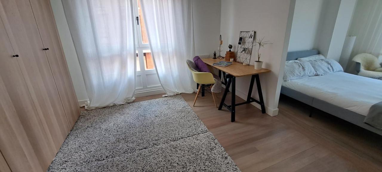 Apartamento Con Suite, Zona De Trabajo Y Yoga Wifi Y Garaje Castro Urdiales Bagian luar foto