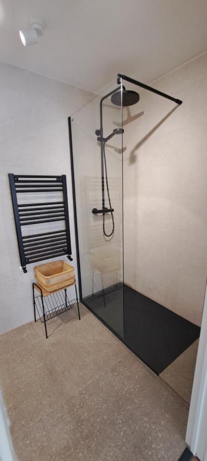 Apartamento Con Suite, Zona De Trabajo Y Yoga Wifi Y Garaje Castro Urdiales Bagian luar foto